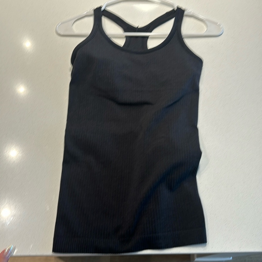 Lululemon ebb to street tank size 4